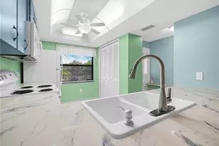 2809 Granada Ct, Lake Wales, FL 33898 - Photo 7