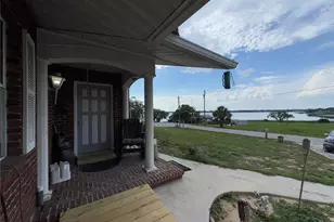 400 W 4th Ct, Frostproof, FL 33843 - Photo 7