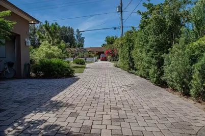 929 Carlton Avenue, Lake Wales, FL 33853 - Photo 65