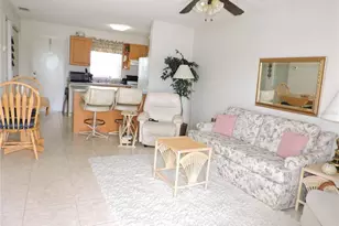 1477 N Thousand Roses Dr, Lake Wales, FL 33853 - Photo 5