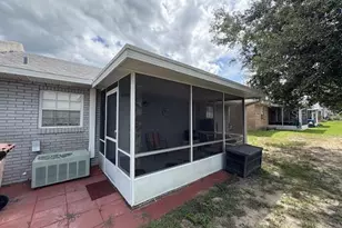 1477 N Thousand Roses Dr, Lake Wales, FL 33853 - Photo 23