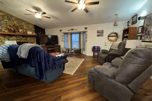 2134 R E Byrd Rd, Frostproof, FL 33843 - Photo 9