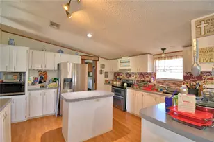 1030 W Frostproof Rd, Frostproof, FL 33843 - Photo 33