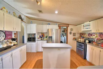 1030 W Frostproof Road, Frostproof, FL 33843 - Photo 5