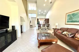 3017 Mission Lakes Dr, Lakeland, FL 33803 - Photo 9