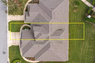 3017 Mission Lakes Dr, Lakeland, FL 33803 - Photo 3