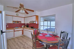 105 Maxcy Ln, Frostproof, FL 33843 - Photo 9