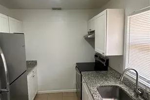 2218 Leo Dr, Auburndale, FL 33823 - Photo 5