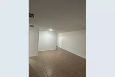 2218 Leo Drive #B, Auburndale, FL 33823 - Photo 3