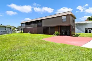 358 N 1st Ave, Lake Wales, FL 33859 - Photo 3