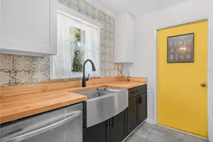 2211 Lemon Dr, Lake Wales, FL 33898 - Photo 9