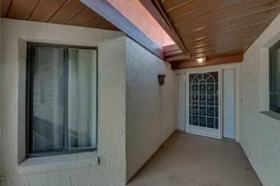 503 Clubhouse Dr, Lake Wales, FL 33898 - Photo 3