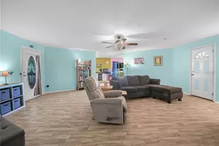 319 1st Ave N, Lake Wales, FL 33859 - Photo 9