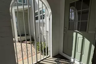 302 W Wall St, Frostproof, FL 33843 - Photo 15