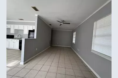 218 W 4th Street, Frostproof, FL 33843 - Photo 7