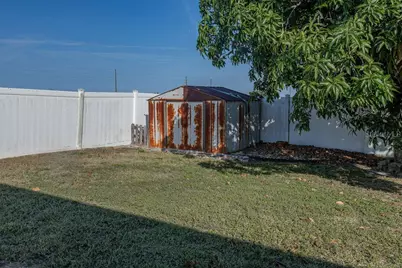 1015 Highland Crest Circle, Lake Wales, FL 33853 - Photo 33