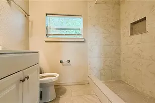 1112 Carlton Ave, Lake Wales, FL 33853 - Photo 7