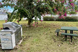 3953 Derby Dr, Lakeland, FL 33809 - Photo 31