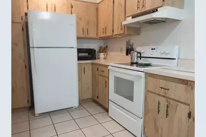 340 Walter Avenue, Frostproof, FL 33843 - Photo 3