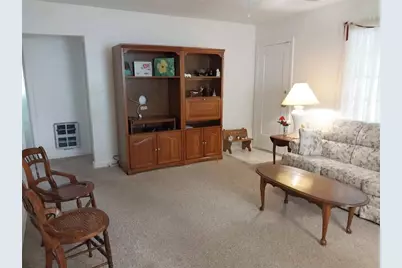 340 Walter Avenue, Frostproof, FL 33843 - Photo 9