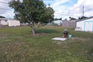 340 Walter Ave, Frostproof, FL 33843 - Photo 27