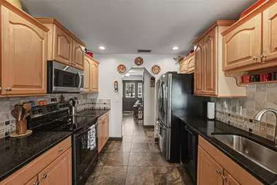 3652 Hurlbut Circle, Lake Wales, FL 33898 - Photo 13