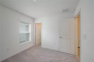 622 Meadows Edge Pl, Lake Wales, FL 33859 - Photo 9