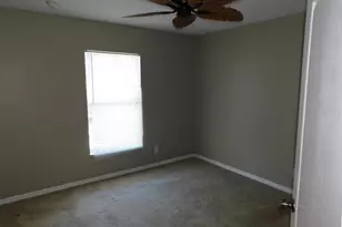 4009 E Gator Cir, Cape Coral, FL 33909 - Photo 7