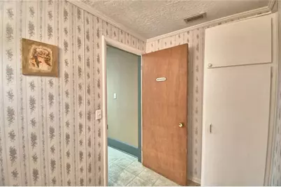 22 E Wall Street, Frostproof, FL 33843 - Photo 31