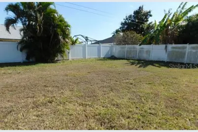 705 SW 9th Court, Cape Coral, FL 33991 - Photo 9