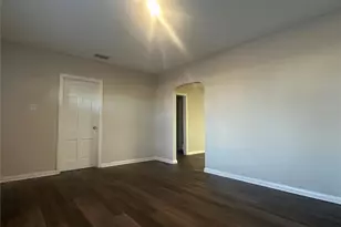 110 S 1st St, Lake Wales, FL 33853 - Photo 3