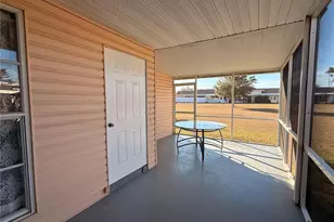 1605 Club Cir, Lakeshore, FL 33854 - Photo 19