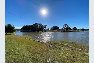1605 Club Circle #1605, Lakeshore, FL 33854 - Photo 25