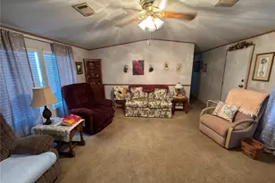 320 E 8th St, Frostproof, FL 33843 - Photo 13