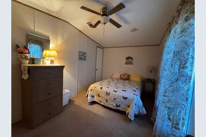 320 E 8th Street, Frostproof, FL 33843 - Photo 17