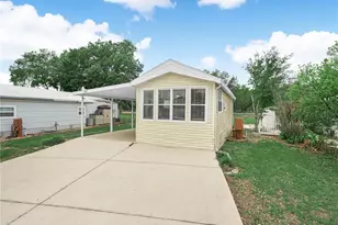 6 Silversides St, Lake Wales, FL 33898 - Photo 1