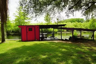 11717 E Salmon Dr, Floral City, FL 34436 - Photo 9