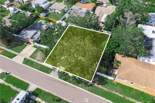 125 80th Ave N, Saint Petersburg, FL 33702 - Photo 3