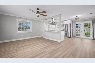 125 80th Avenue N, Saint Petersburg, FL 33702 - Photo 5