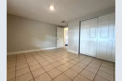 10022 E Wilder Avenue #12, Tampa, FL 33610 - Photo 9