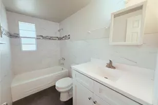 5305 Oakwood Ct, Tampa, FL 33610 - Photo 3