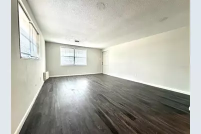 5305 Oakwood Court #17, Tampa, FL 33610 - Photo 9