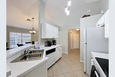 1529 Gulf Vue Drive, Haines City, FL 33844 - Photo 11