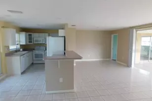 1313 SE 40th St, Cape Coral, FL 33904 - Photo 5