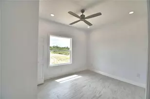 7951 Sarasota Dr, Indian Lake Estates, FL 33855 - Photo 7