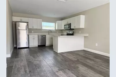 103 4th Street SE #A, Winter Haven, FL 33880 - Photo 3