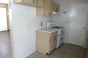318 Central Ave, Frostproof, FL 33843 - Photo 7