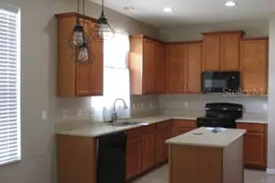 3827 Spirited Cir, Saint Cloud, FL 34772 - Photo 9
