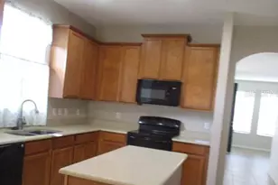 3827 Spirited Cir, Saint Cloud, FL 34772 - Photo 11