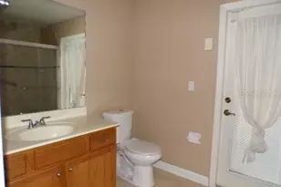 1722 SW 4th Ave, Cape Coral, FL 33991 - Photo 3